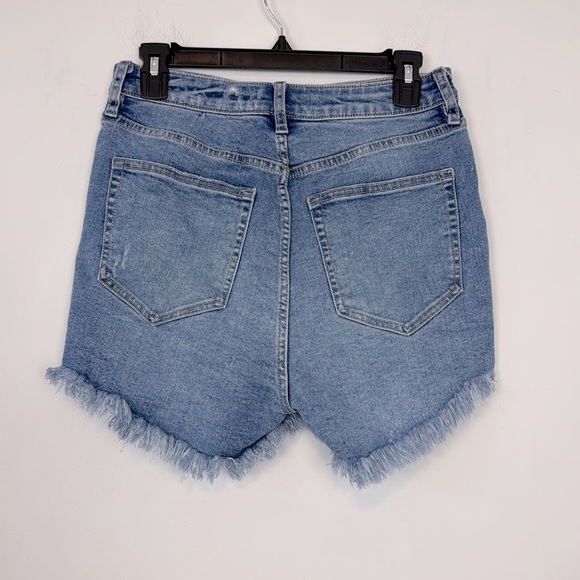 Free People/We The Free Curvy Vintage High Rise Denim/Jean Shorts. Size 27. - Picture 6 of 11